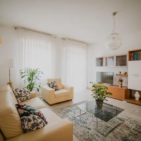Alle Mura Di Apartment *