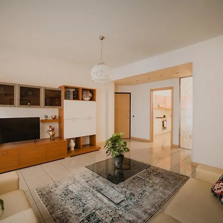 Alle Mura Di Верона